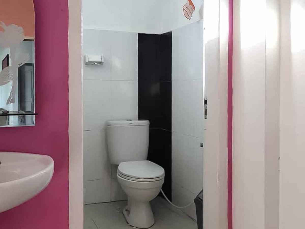Hotel Ananda Syariah Redpartner Bukittinggi Esterno foto